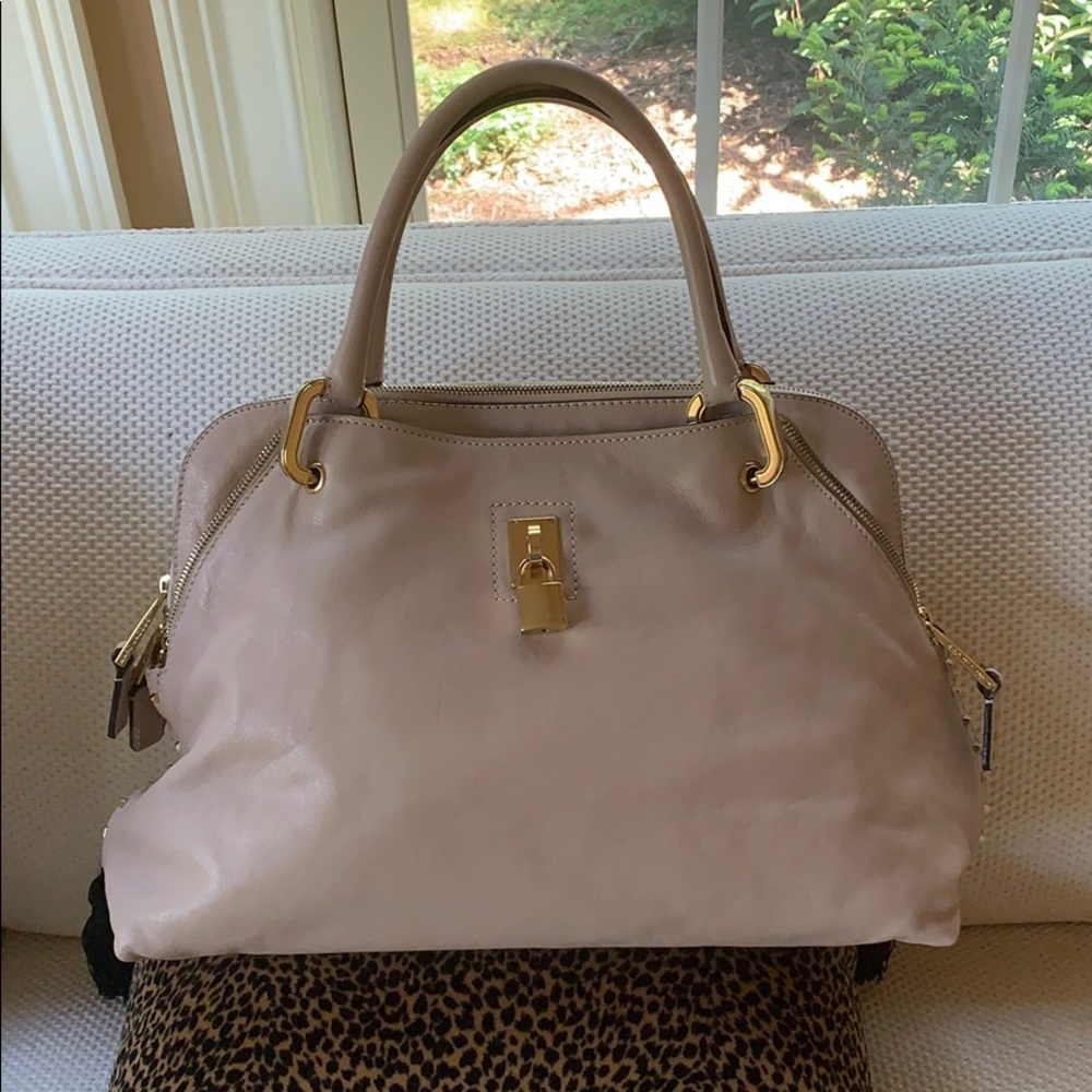 Marc Jacobs Designer Nude Leather Rio Handbag.